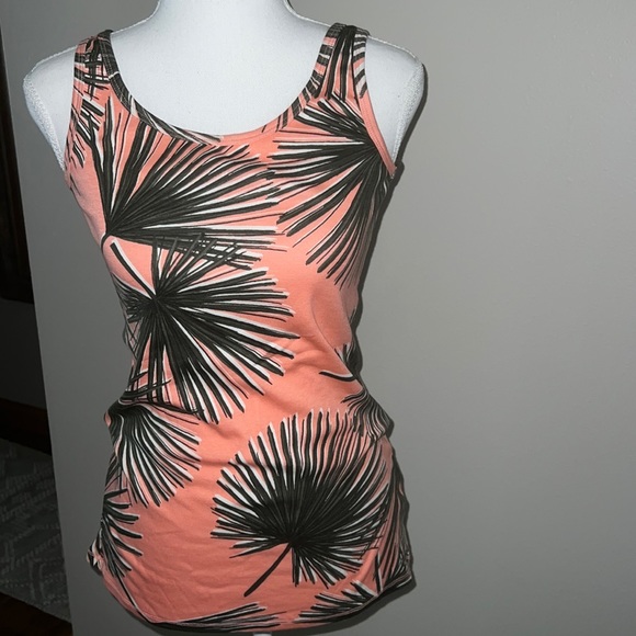 NEW Tropical Print Tank - Picture 1 of 2
